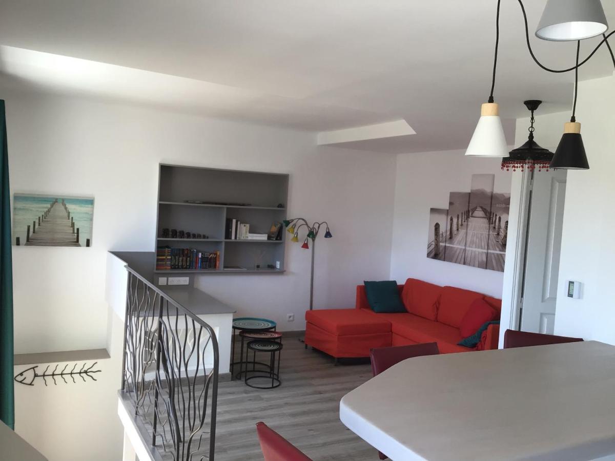 2 Pieces Rez-de-jardin Dans Maison Avec Piscine * Villeneuve-Loubet